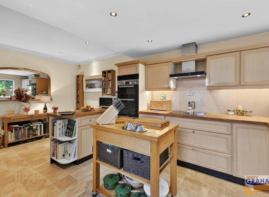 16 Coolsara Park, Lisburn, BT28 3BG