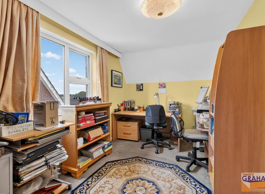 16 Coolsara Park, Lisburn, BT28 3BG