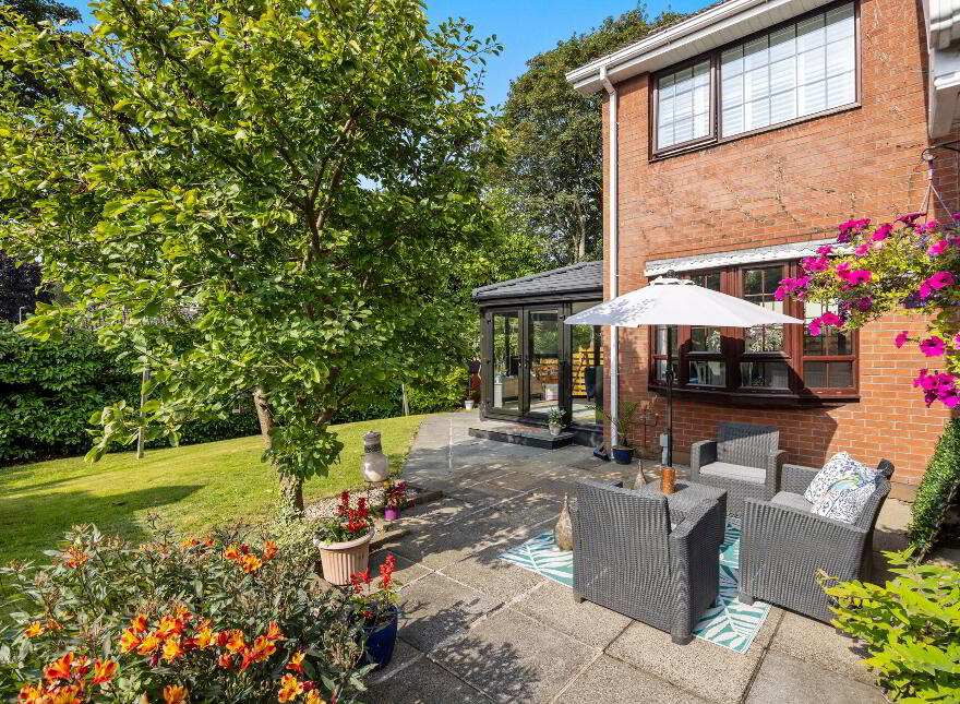 1 Malone Court Mews, Belfast, BT9 6PQ