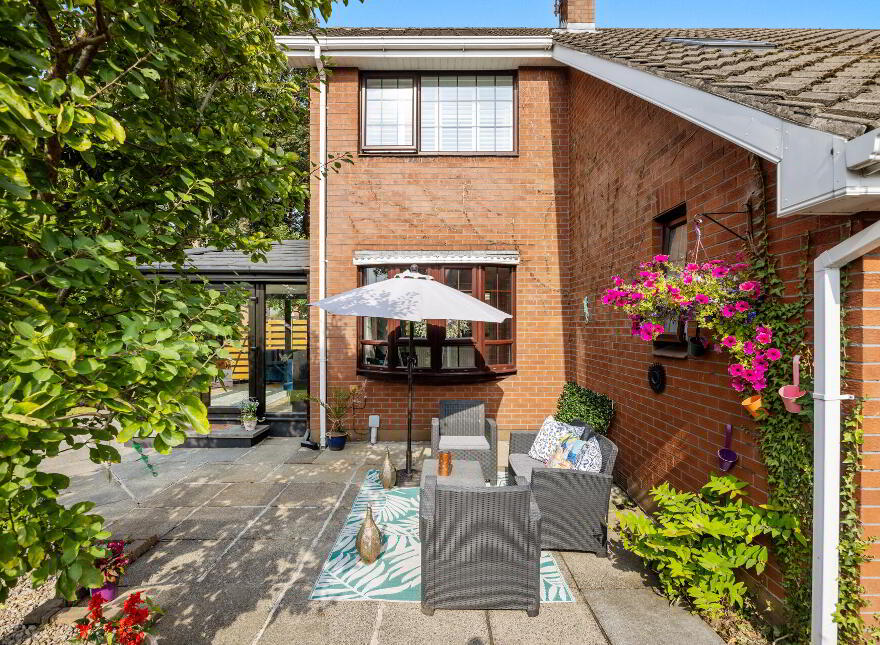 1 Malone Court Mews, Belfast, BT9 6PQ