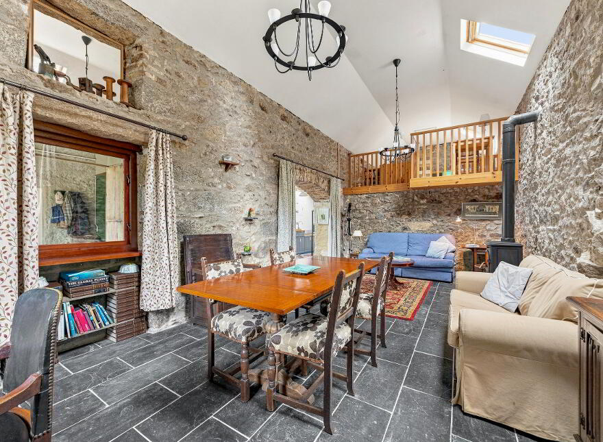 BARRACK HOUSE, Rathdangan Village, Baltinglass, W91D6Y7