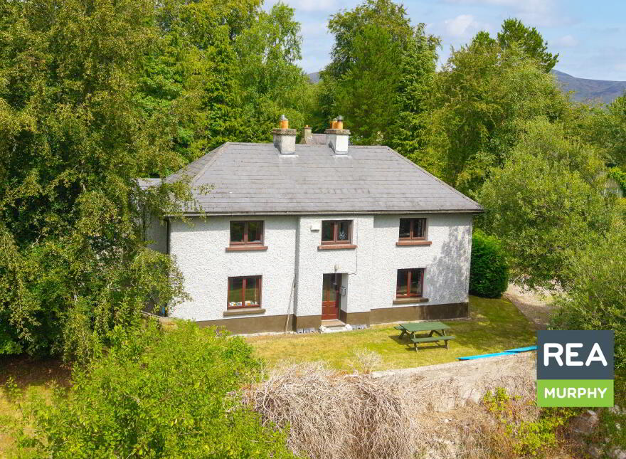 BARRACK HOUSE, Rathdangan Village, Baltinglass, W91D6Y7