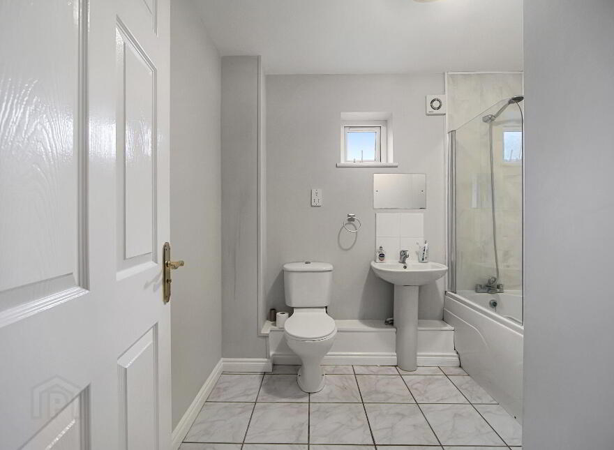 Apt 1 Coach House, 85 Lower Windsor Avenue, Belfast, BT9 7DX