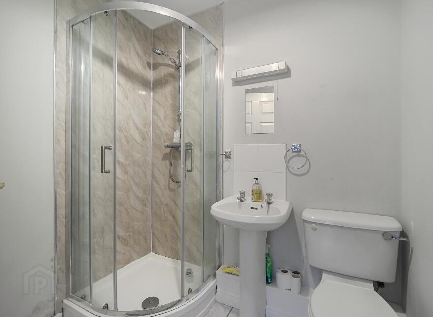 Apt 1 Coach House, 85 Lower Windsor Avenue, Belfast, BT9 7DX