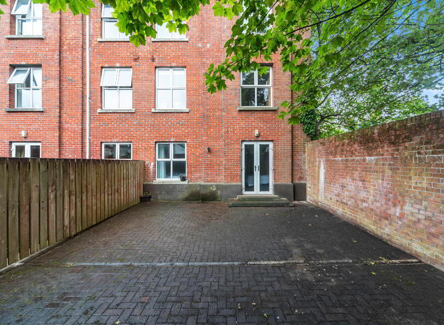 Apt 1 Coach House, 85 Lower Windsor Avenue, Belfast, BT9 7DX