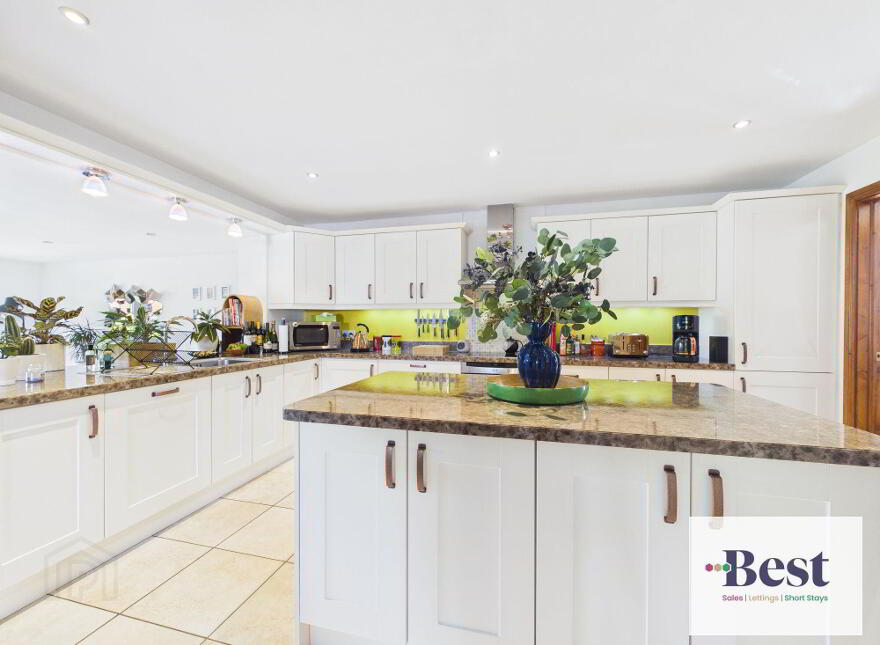 35 Croft Manor, Ballygally, Larne, BT40 2RU