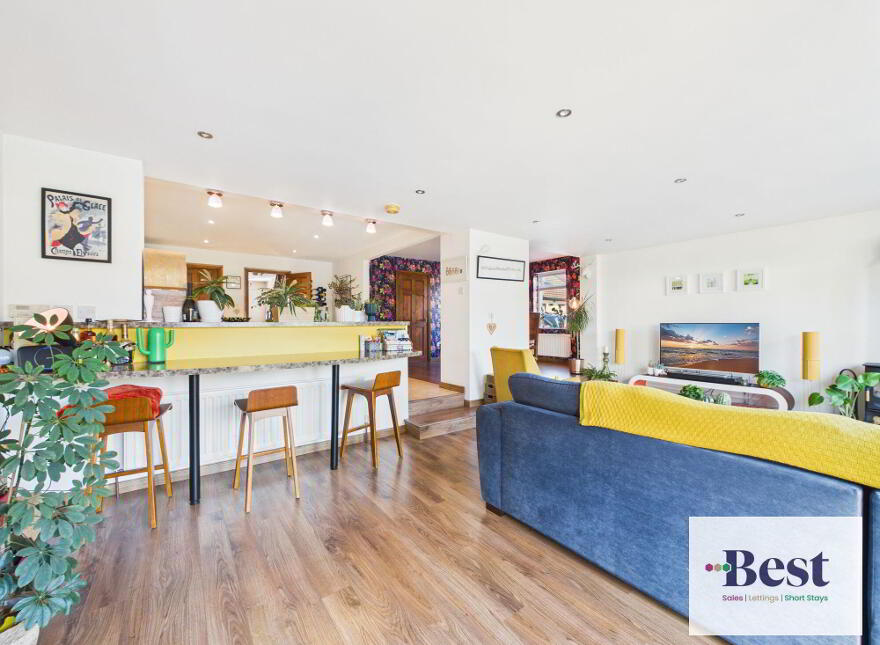35 Croft Manor, Ballygally, Larne, BT40 2RU
