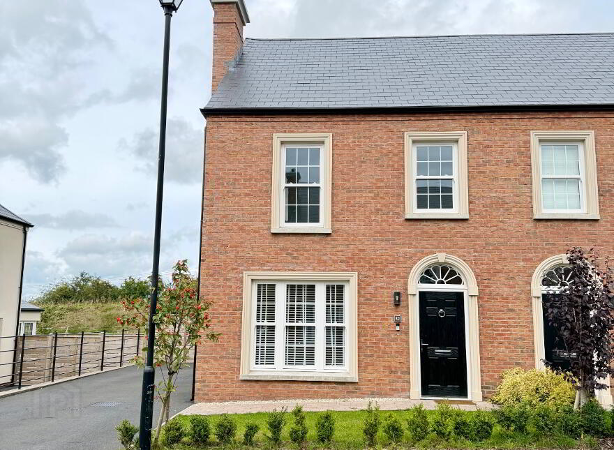 32 Deanery Gardens, Armagh, BT61 7AS