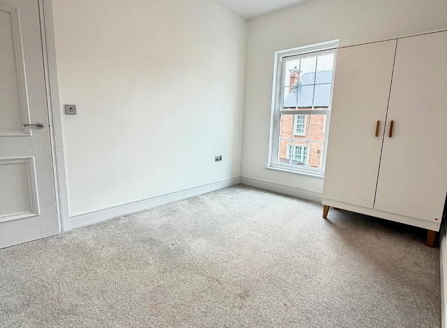 32 Deanery Gardens, Armagh, BT61 7AS