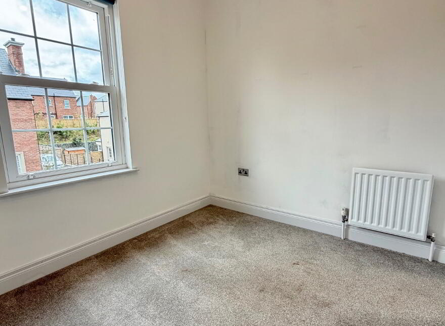 32 Deanery Gardens, Armagh, BT61 7AS