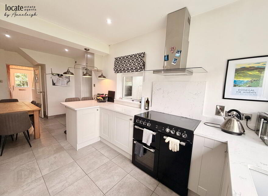 4 Sandringham Drive, Prehen, Derry, BT47 2PQ
