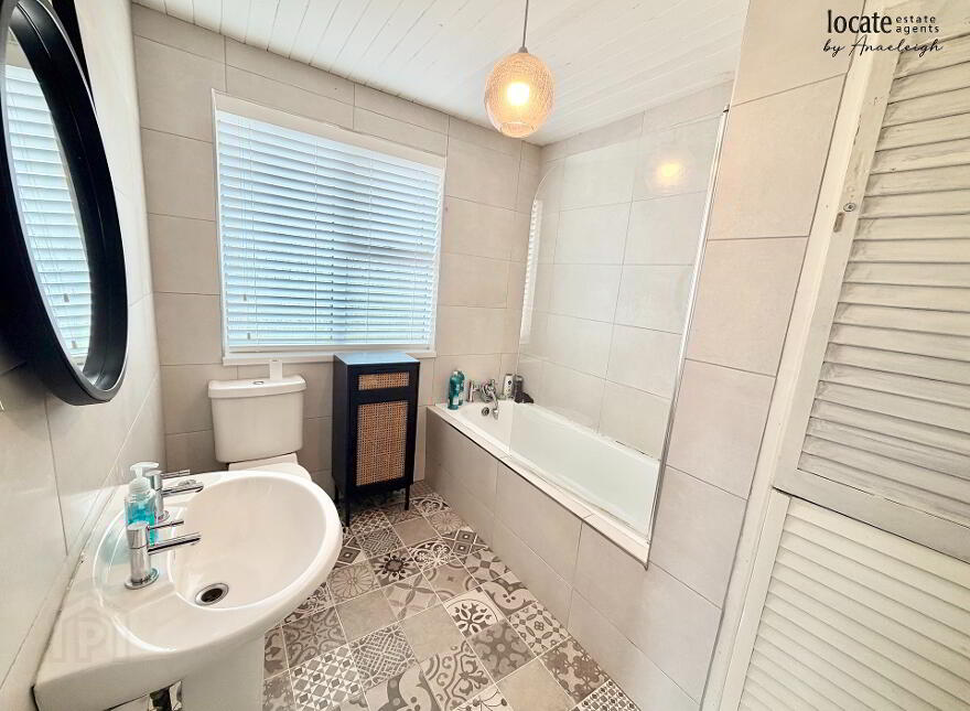 4 Sandringham Drive, Prehen, Derry, BT47 2PQ