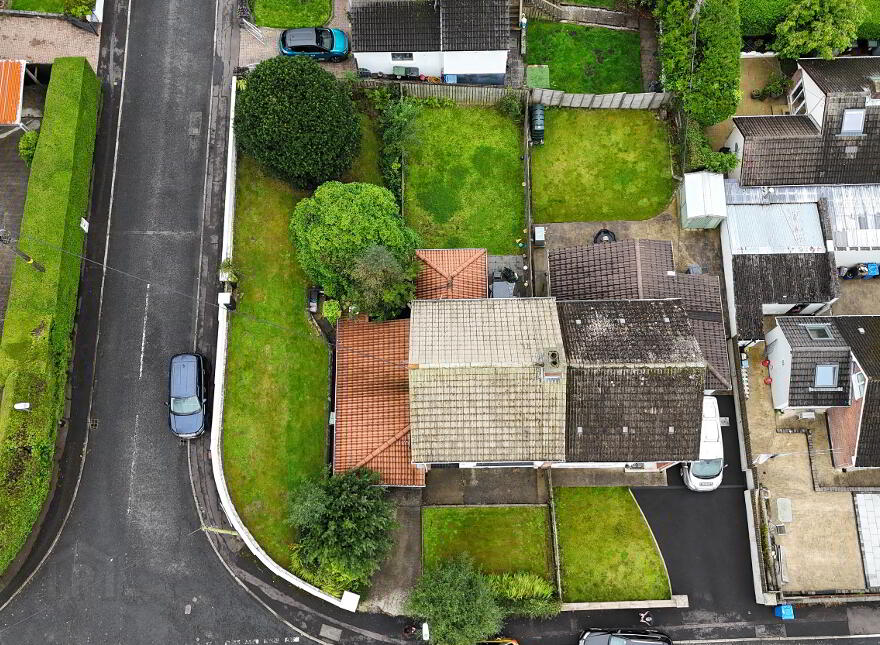 4 Sandringham Drive, Prehen, Derry, BT47 2PQ