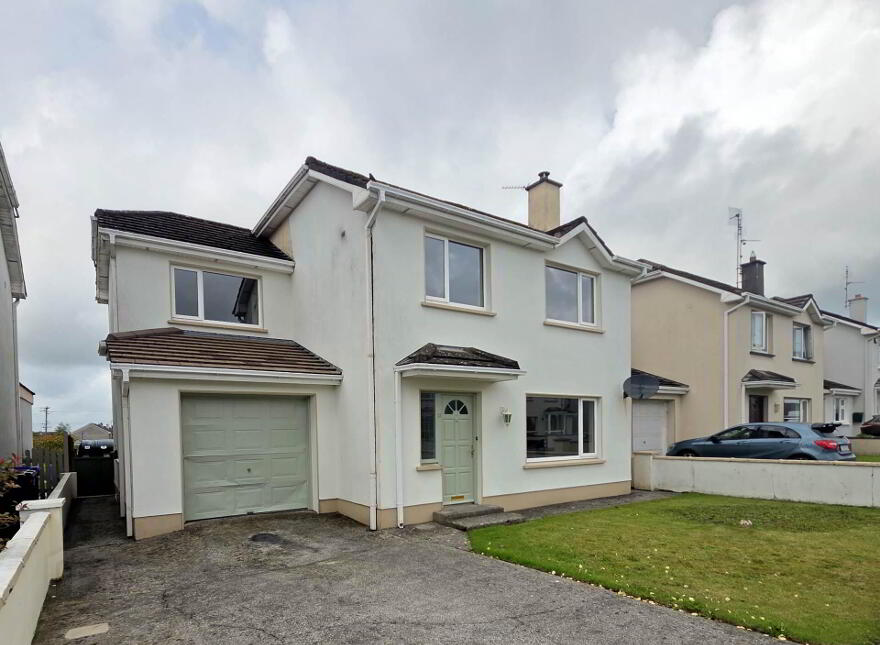 13 Beechwood Close, Loughrea, H62C424