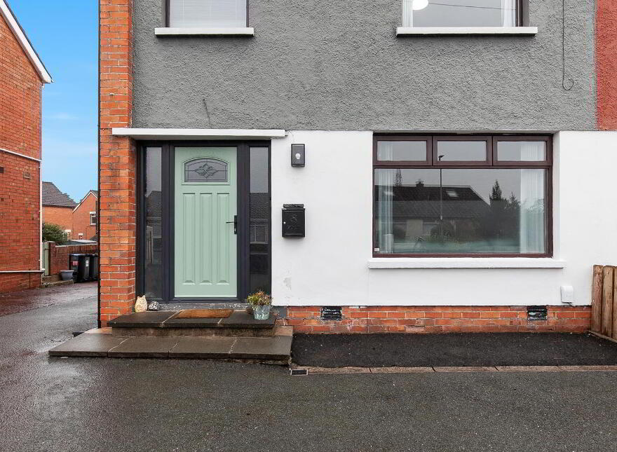68 Carnvue Road, Newtownabbey, BT36 6RQ