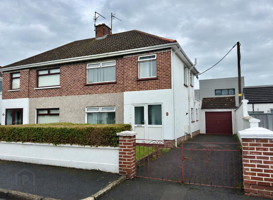 6 Dorchester Park, Portadown, BT62 3EA