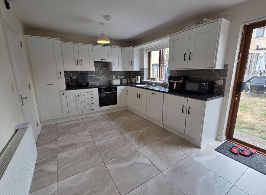 21 Ros Na Gréine, Ardfinnan, E91A973