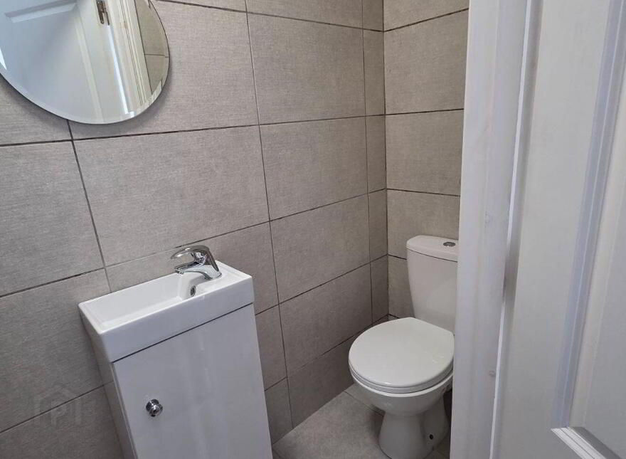 21 Ros Na Gréine, Ardfinnan, E91A973
