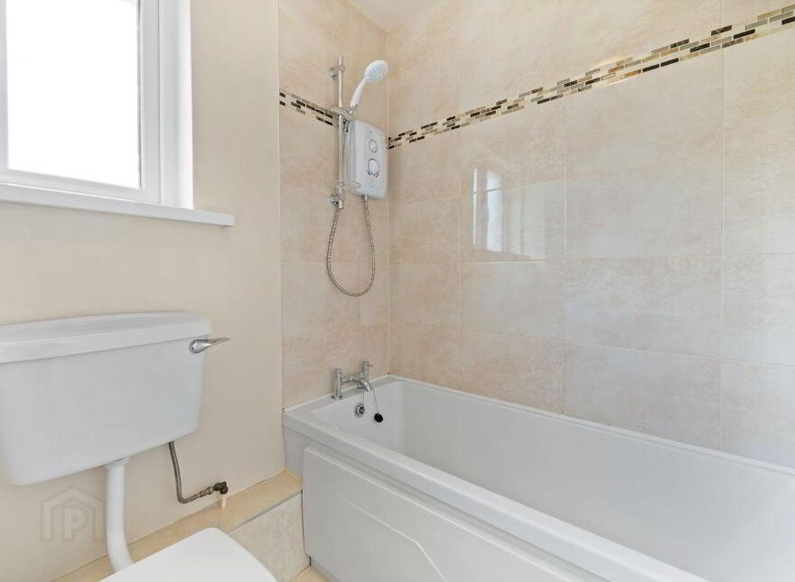12 Ashgrove Lawn, Carrigaline, P43CP21