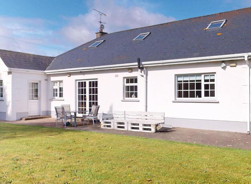 Clonnasheeoge, Ballymurn, Y21R981