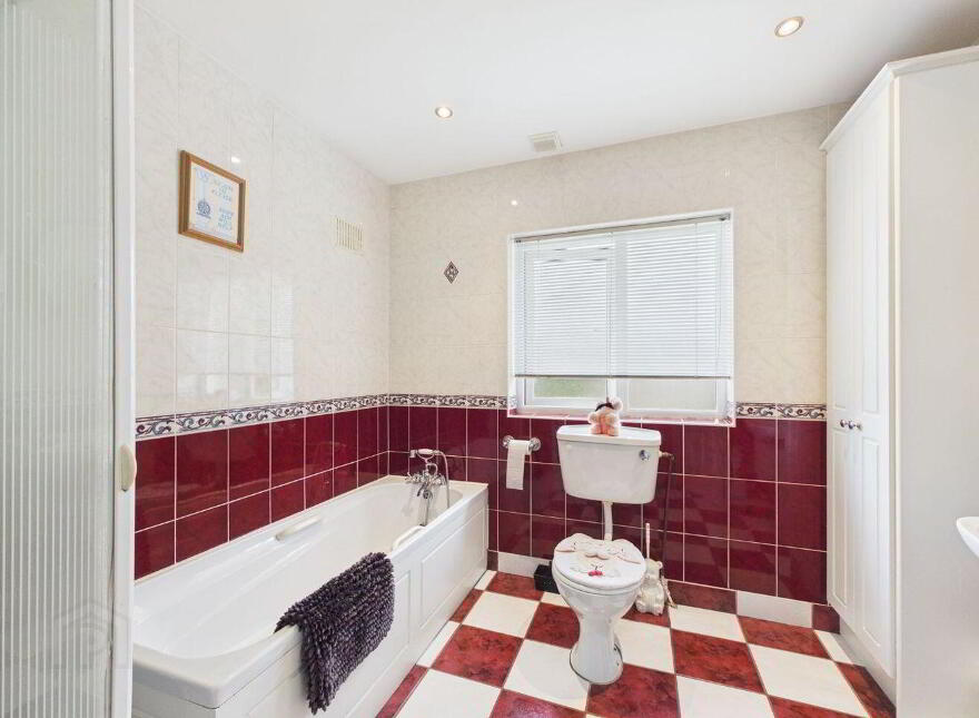 16 Greenoaks, The Fairways, Rockshire Road, Ferrybank