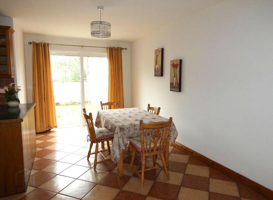 65 Dún Na Hinse, Lahinch Road, Ennis, V95ATD9