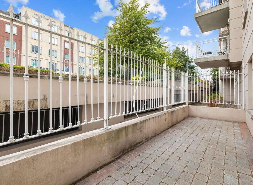 Apartment 200 The Berkeley Block Pembroke Square, Ballsbridge, Ballsbridge, D04W2W4