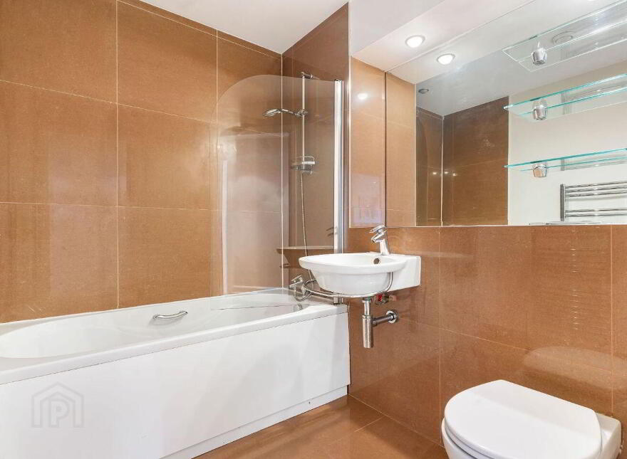 Apartment 7 Newtown Hall, Hazelbrook Square, Whitehall Road, Church...Churchtown, D14R963