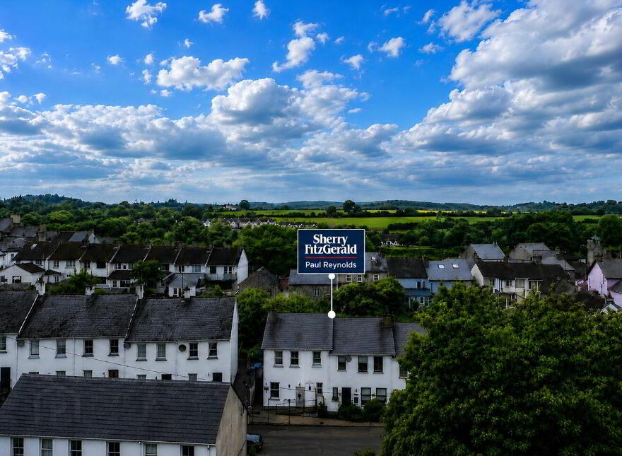 Flo & Oscars Cottage, 1 Back Lane, Ramelton, F92Y030
