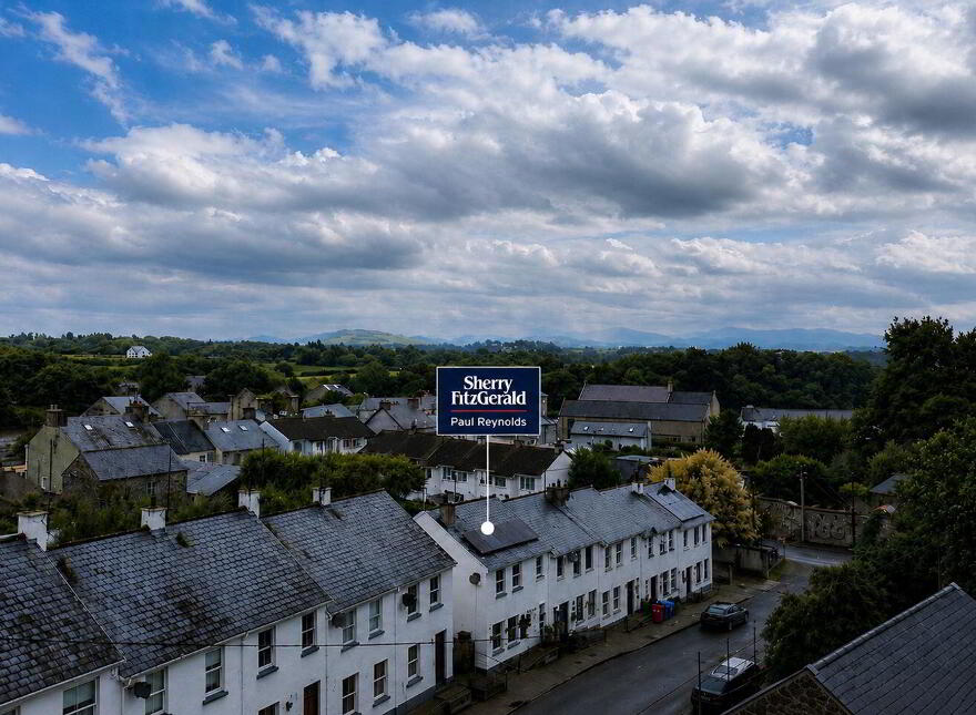 Flo & Oscars Cottage, 1 Back Lane, Ramelton, F92Y030
