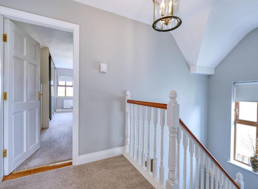 4 Melview Glen, Melview, N39R3P8