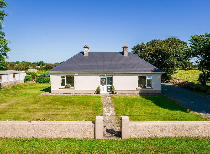 Moneenally, Williamstown, F45D763