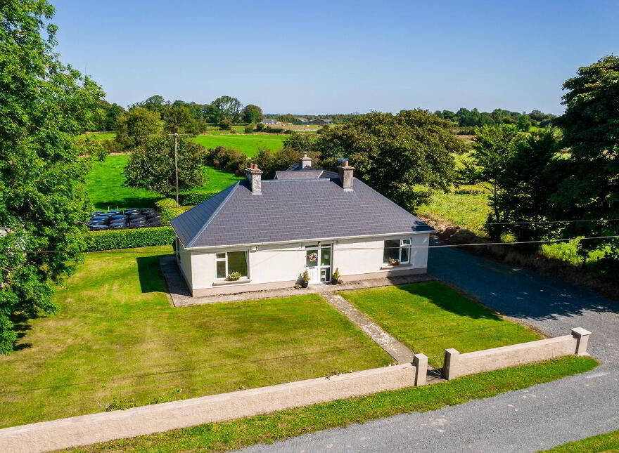Moneenally, Williamstown, F45D763