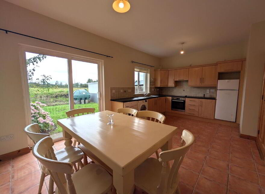 25 Rathdubh, Swinford, F12PW80