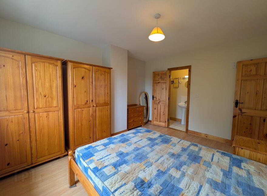 25 Rathdubh, Swinford, F12PW80