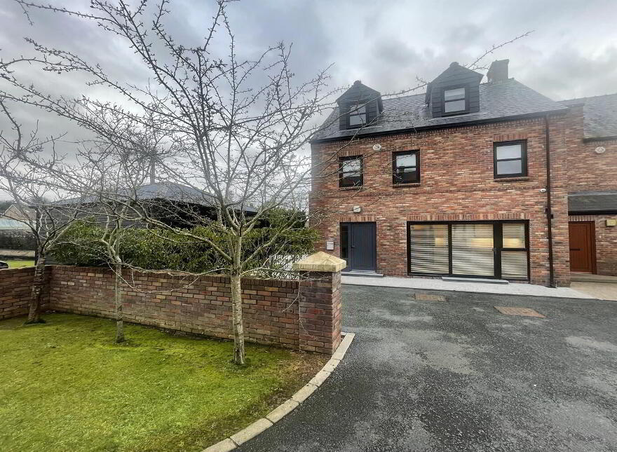 5 Castle Mews, Ballygawley, Dungannon, BT70 2JW