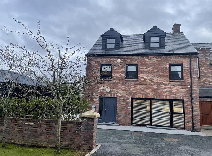 5 Castle Mews, Ballygawley, Dungannon, BT70 2JW