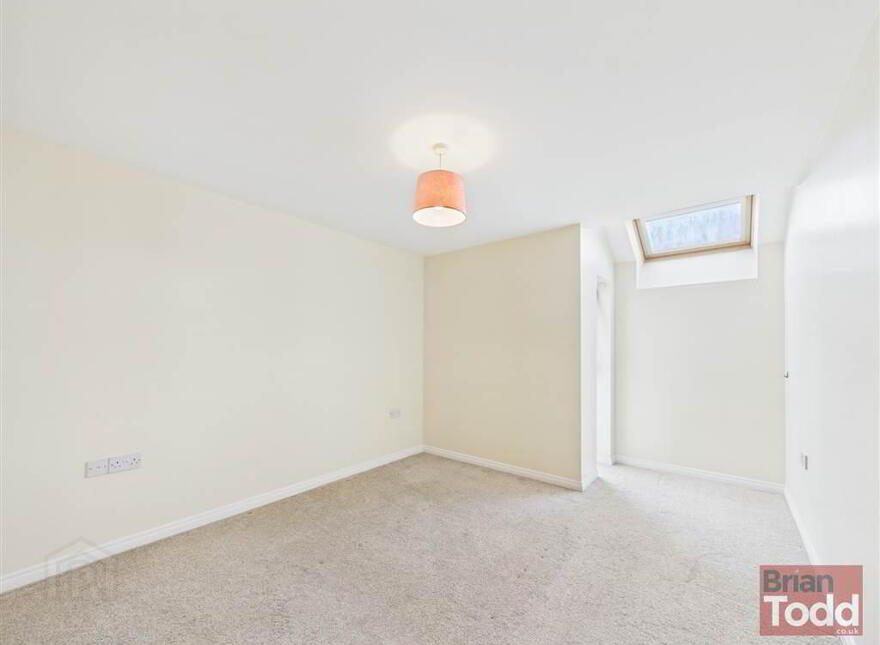 Corran Mews, Larne, BT40 1FH