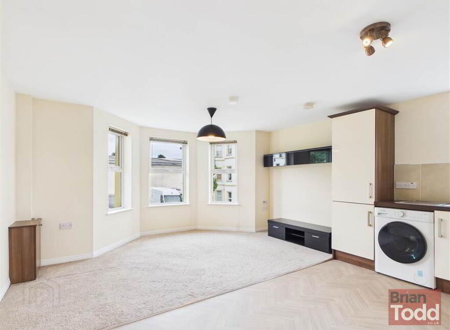 Corran Mews, Larne, BT40 1FH