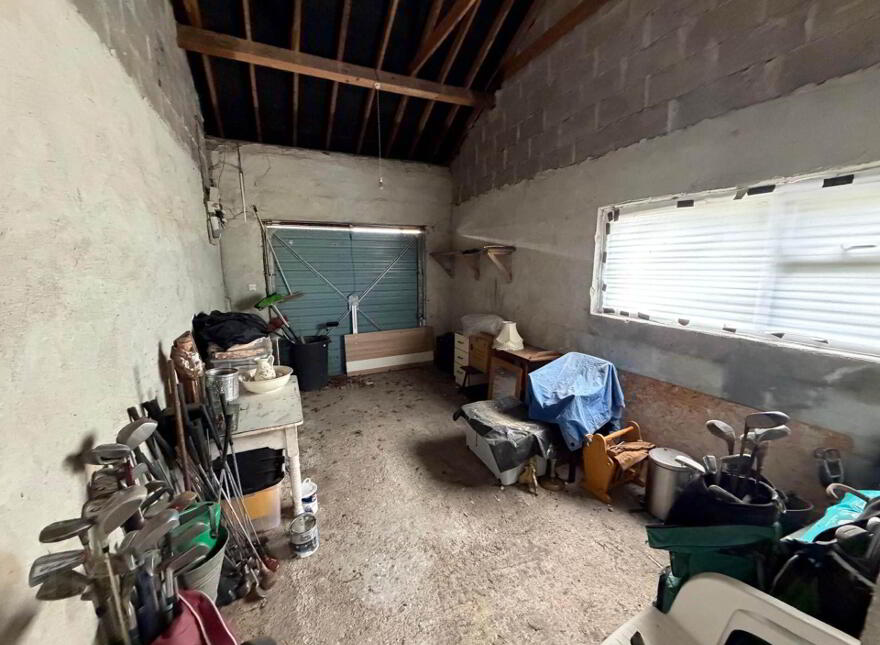 Prague, Patricks Avenue, Portarlington, R32FX67