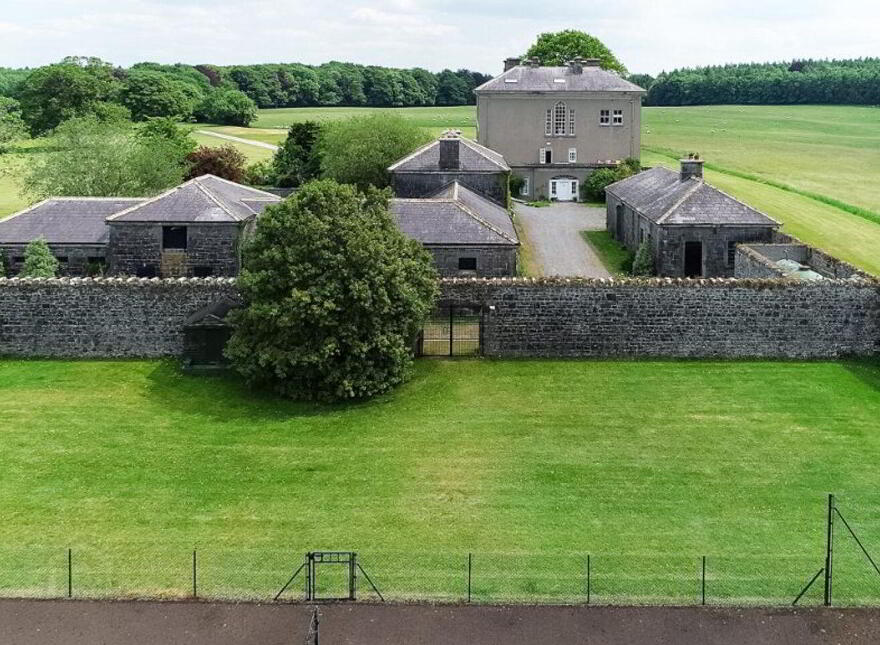Sopwell Hall Estate ( 100-Acres), Ballingarry North, E53YN99