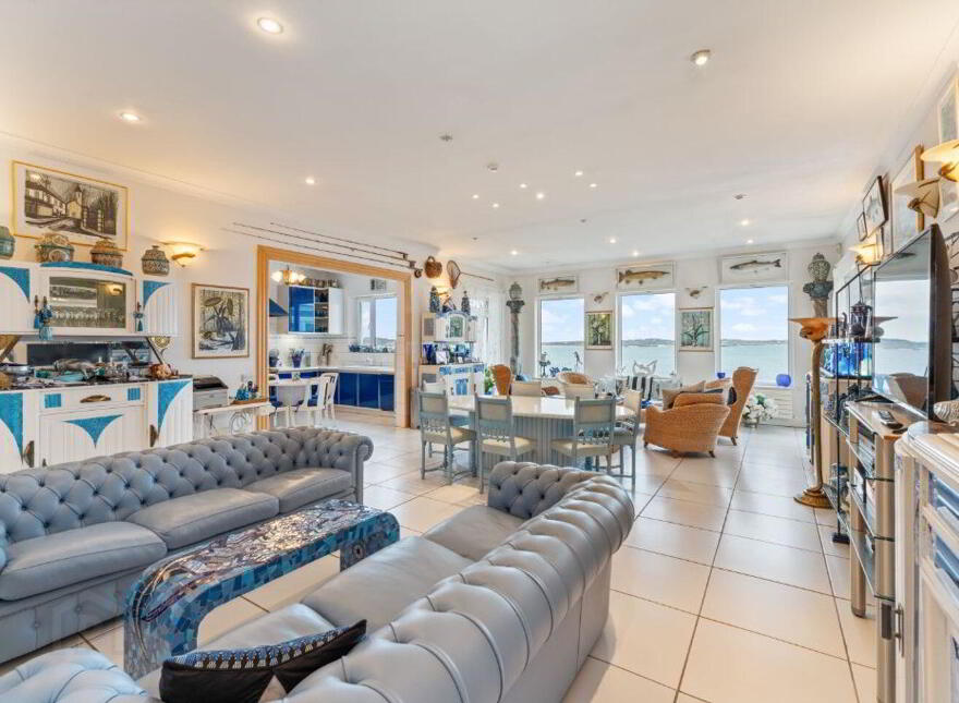 Blue Salmon, Ballyconneely, Ballyconneely, H71XK11