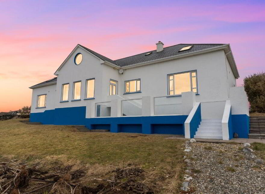 Blue Salmon, Ballyconneely, Ballyconneely, H71XK11