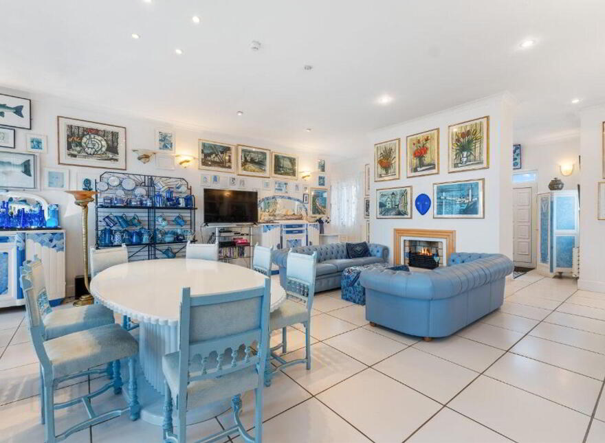 Blue Salmon, Ballyconneely, Ballyconneely, H71XK11