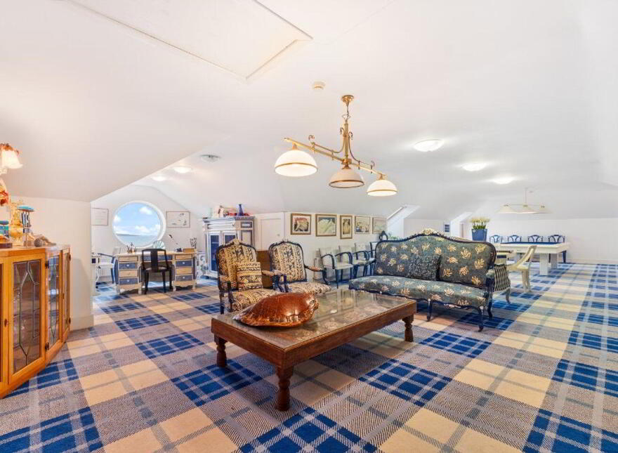Blue Salmon, Ballyconneely, Ballyconneely, H71XK11