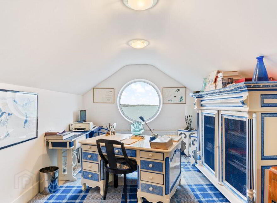 Blue Salmon, Ballyconneely, Ballyconneely, H71XK11