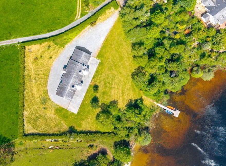 Rinneroon Bay House, Lough Corrib, Oughterard, H91WE2X