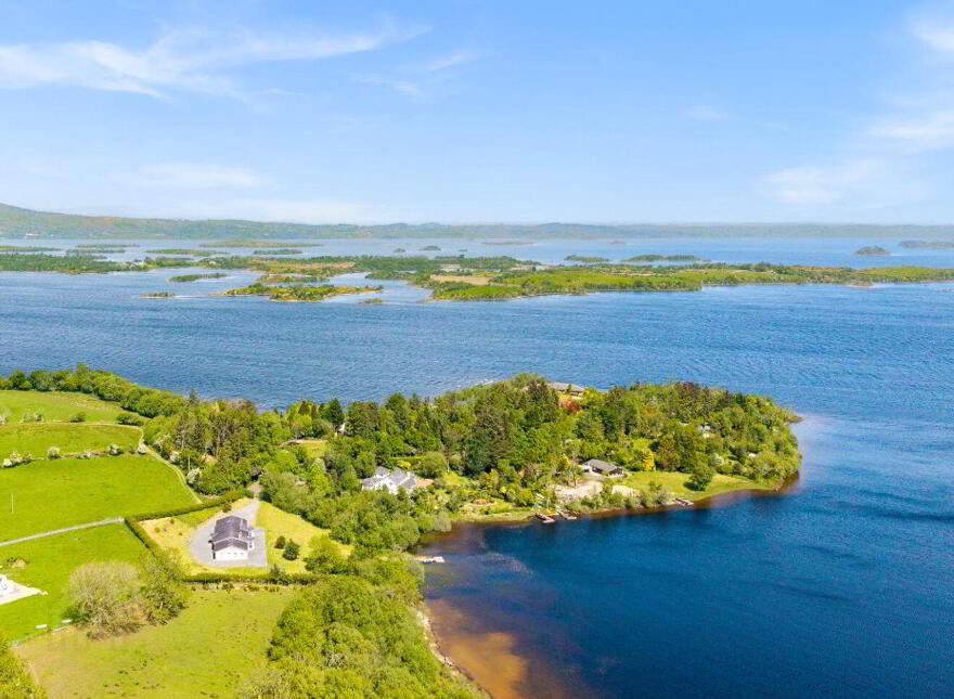Rinneroon Bay House, Lough Corrib, Oughterard, H91WE2X