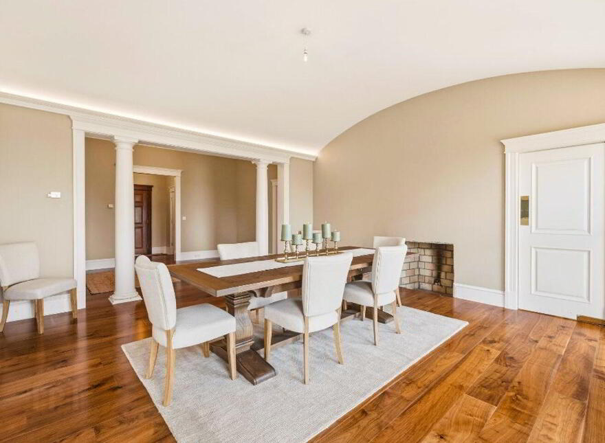 Rinneroon Bay House, Lough Corrib, Oughterard, H91WE2X