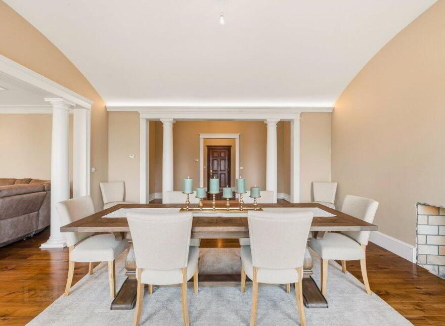 Rinneroon Bay House, Lough Corrib, Oughterard, H91WE2X